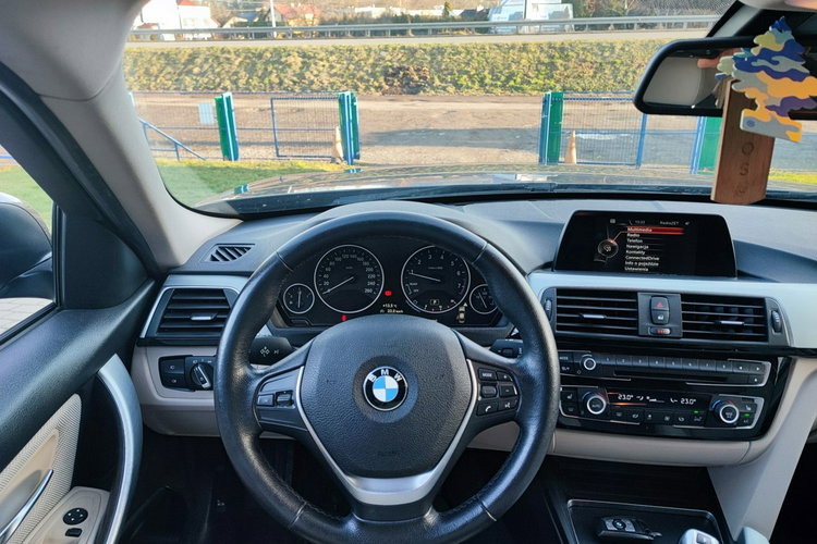 BMW 318 oryginał lakier + automat + serwis zdjęcie 14