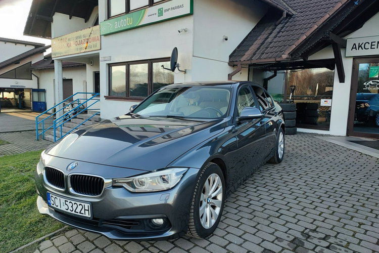 BMW 318 oryginał lakier + automat + serwis zdjęcie 3