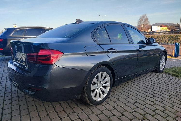 BMW 318 oryginał lakier + automat + serwis zdjęcie 4