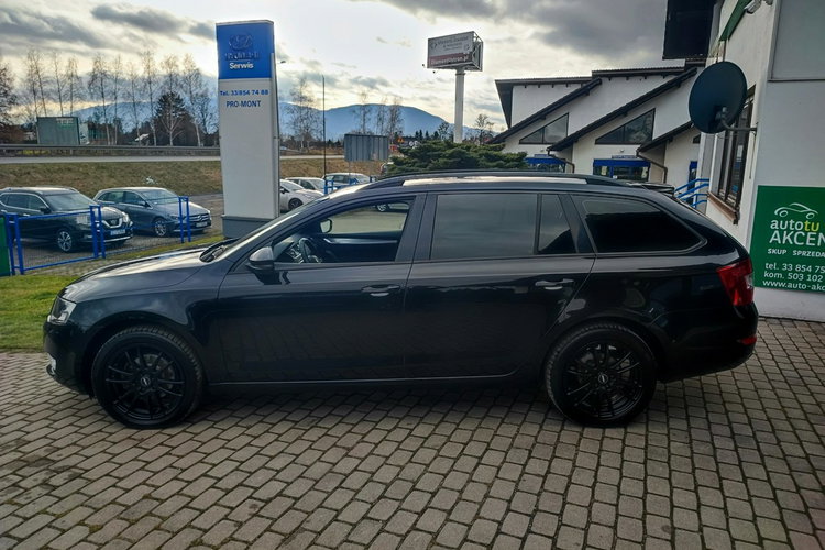 Skoda Octavia 1.6 TDI Ambition + serwis ASO zdjęcie 8