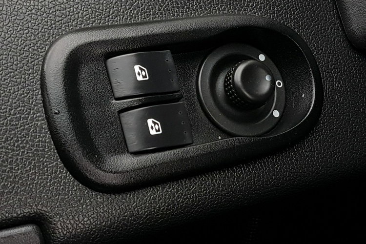 Renault Master KONTENER 8EP 4.23x2.23x2.24 KLIMA MANUAL KRAJOWY 6-BIEGÓW zdjęcie 9