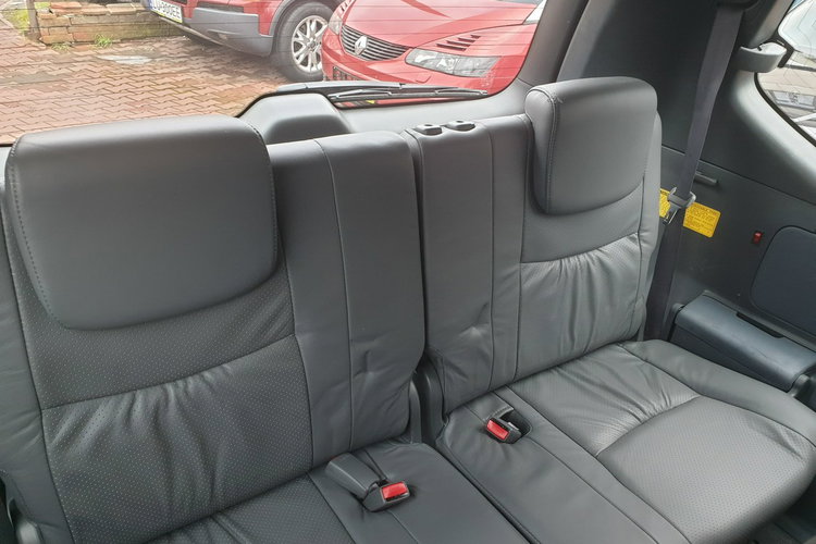 Toyota Land Cruiser 7 Osób. Wyciągarka. Navi. Oryginalne 200tys. km Doinwestowana. zdjęcie 25