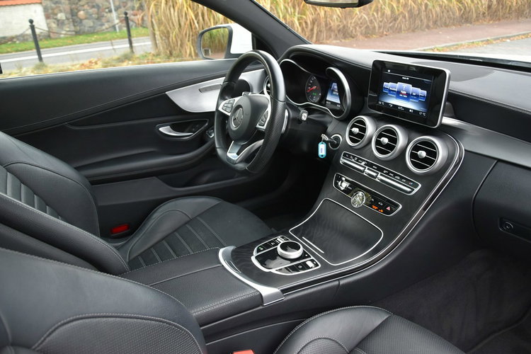 Mercedes C 200 C200 Coupe 2023r. Polski SALON AMG line Ambiente Panorama Skóra 18 zdjęcie 10