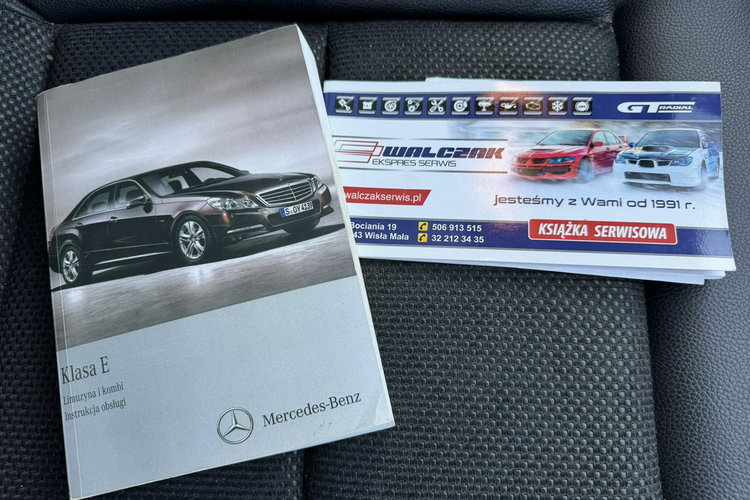 Mercedes E 250 LIFT, Ele bagażnik, Ele szyby, Ele lusterka, 2 kpl. kół, Roleta zdjęcie 33