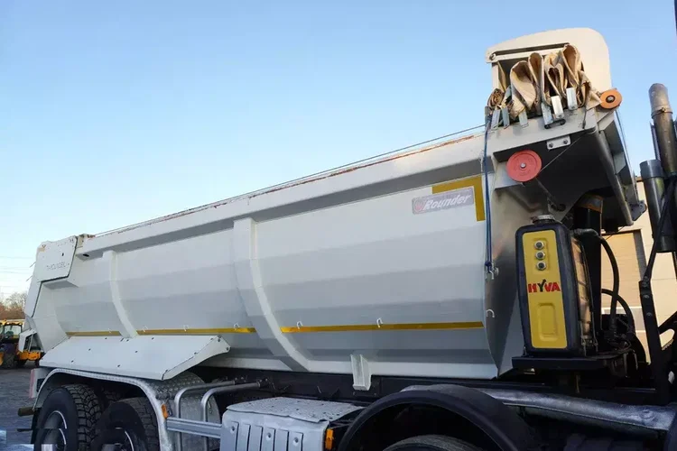 Mercedes Arocs 3243 E6 8x4 / Wywrotka / 120 tys. km / Retarder / Hydroburta zdjęcie 18