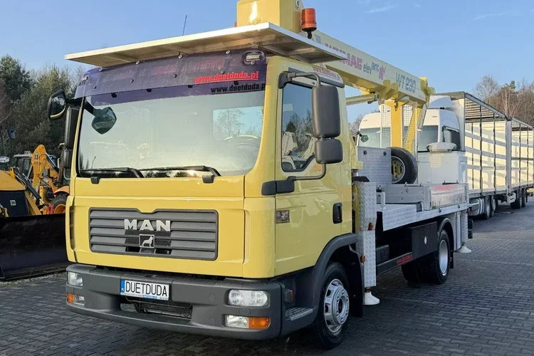 MAN TGL 8.210 Zwyżka WUMAG WT 230 23m w bok 18m podnośnik zdjęcie 2