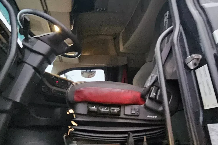 Volvo FH500 6x2 zdjęcie 9