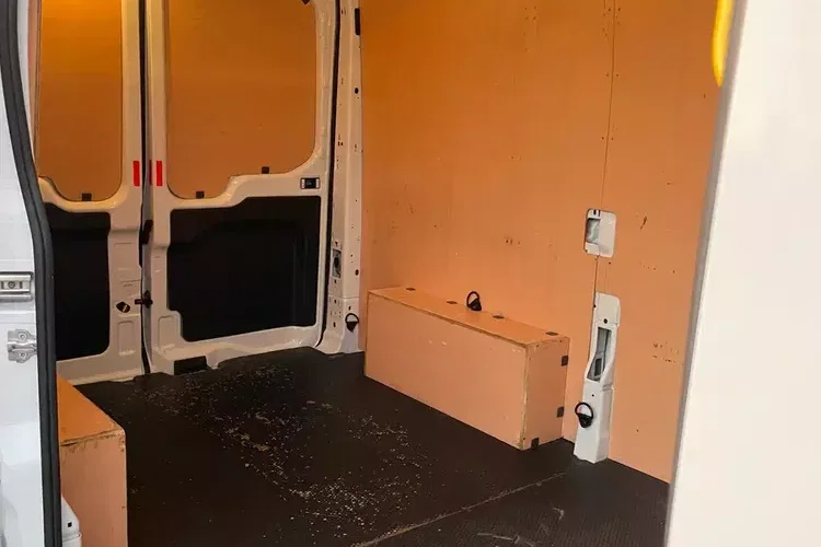 Ford TRANSIT zdjęcie 4