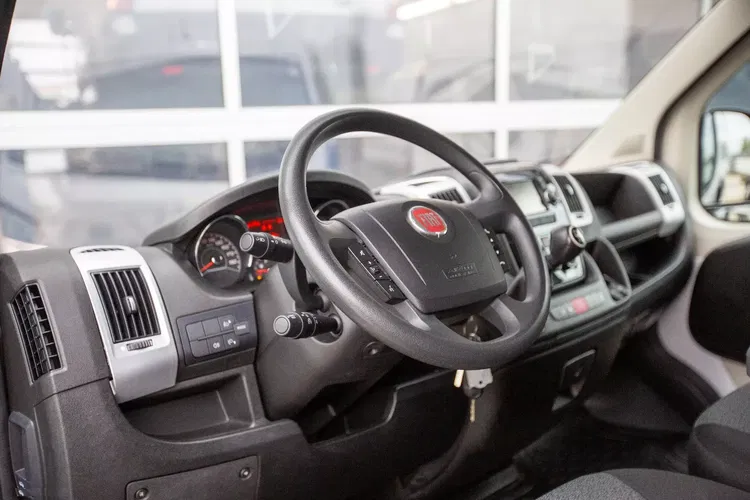 Fiat Ducato 2.3 L2H2 ŚREDNI Professional zdjęcie 86