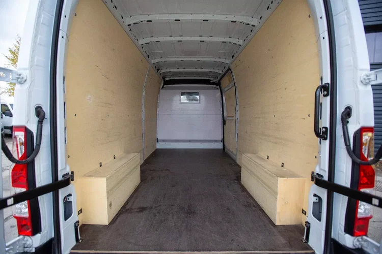 Renault Master 2.3 BLUE DCI L3H2 bogate wyposażenie zdjęcie 54