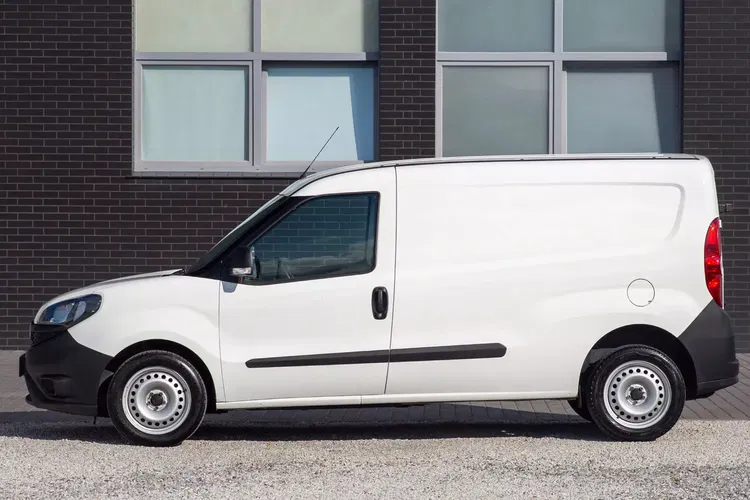 Fiat Doblo MAXI L2H1 Cargo PROFESSIONAL zdjęcie 38