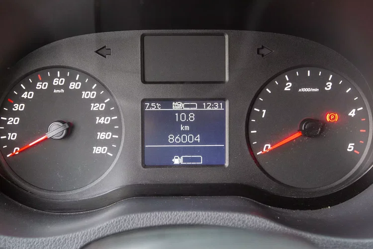 Mercedes Sprinter CHŁODNIA 317 DŁUGI Salon Polska zdjęcie 20