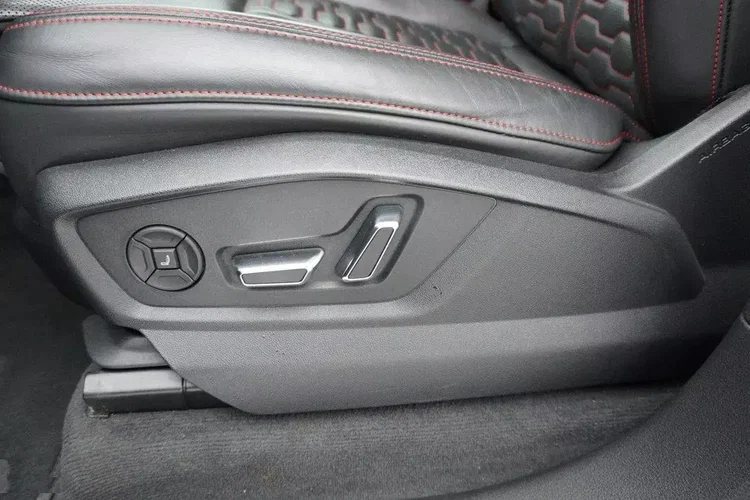 Audi rs-q8 zdjęcie 50