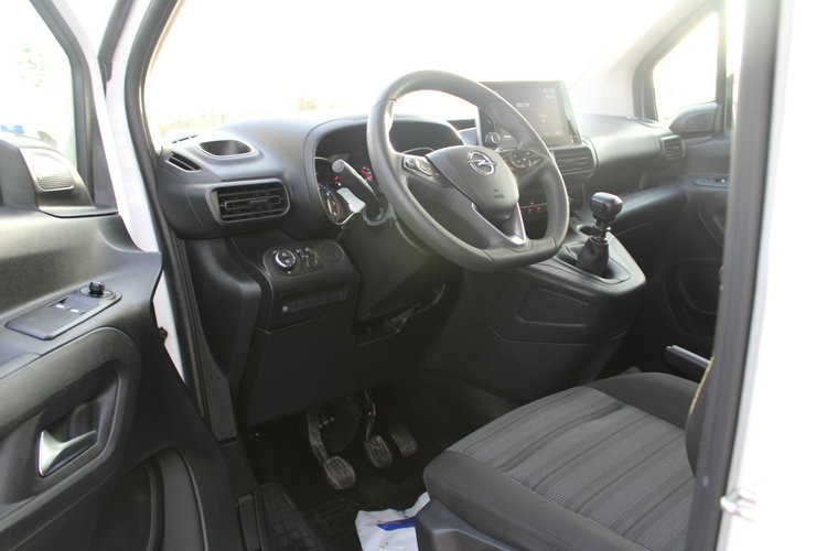 Opel Combo Life LIFE 1.5Cdti ENJOY Gwarancja zdjęcie 15