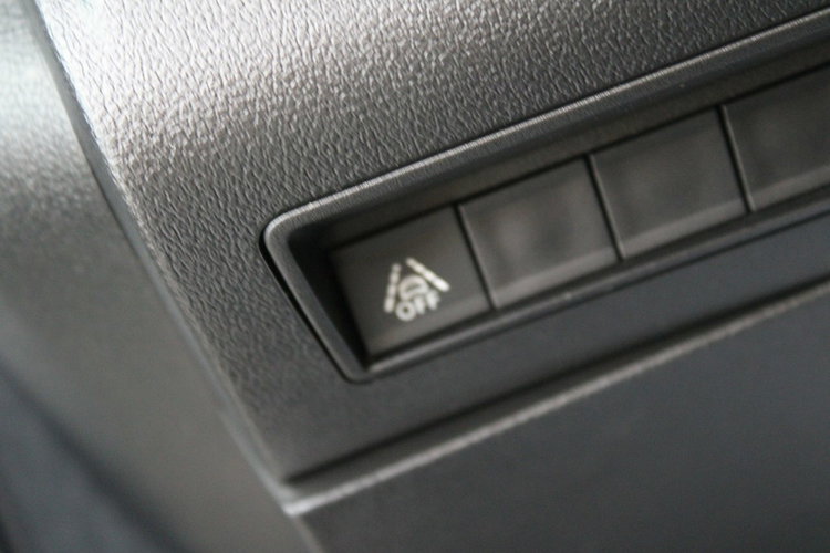 Opel Combo Life LIFE 1.5Cdti ENJOY Gwarancja zdjęcie 18