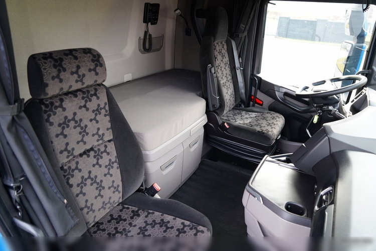 Scania S 500 / RETARDER / KLIMATYZACJA POSTOJOWA / ALUFELGI zdjęcie 36