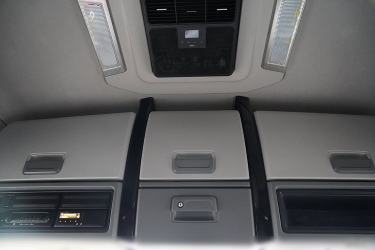 Renault T 520 / KLIMA POSTOJOWA / 2021  zdjęcie 36