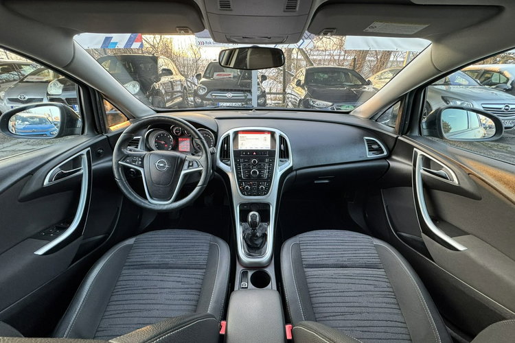 Opel Astra Klimatronic 2-stref, Podgrz. fotele + kierownica, 2 kpl. kół zdjęcie 13