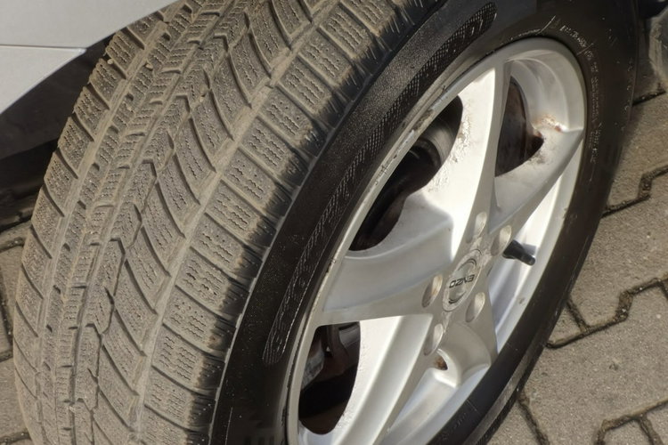 Hyundai ix35 Alu Klima Hak 4 x 4 zdjęcie 19