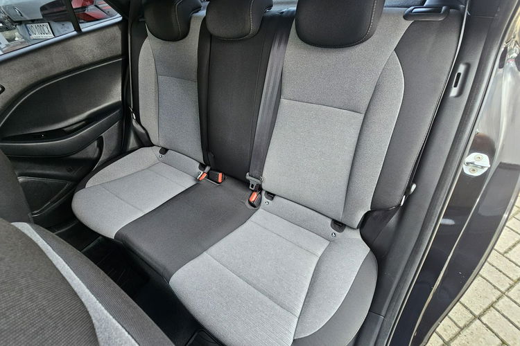 Hyundai i20 Grzane fotele i kierownica, asystent pasa ruchu, zdjęcie 14