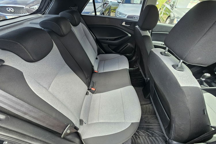 Hyundai i20 Grzane fotele i kierownica, asystent pasa ruchu, zdjęcie 27