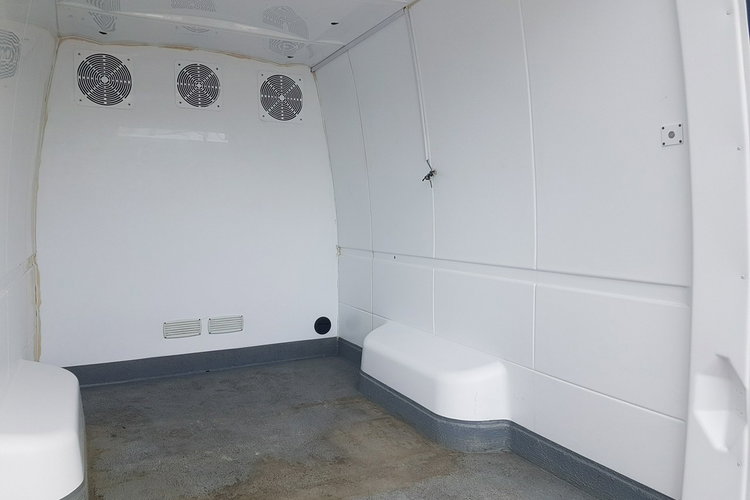 Mercedes Sprinter MAXI CHŁODNIA AGREGAT 2 KOMORY GRZANIE KLIMA IZOTERMA BLASZAK zdjęcie 18