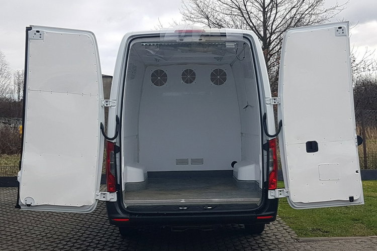 Mercedes Sprinter MAXI CHŁODNIA AGREGAT 2 KOMORY GRZANIE KLIMA IZOTERMA BLASZAK zdjęcie 5