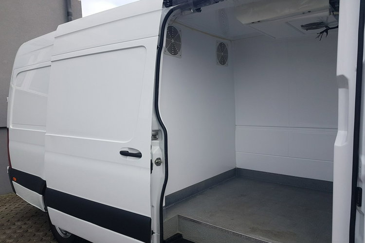 Mercedes Sprinter MAXI CHŁODNIA AGREGAT 2 KOMORY GRZANIE KLIMA IZOTERMA BLASZAK zdjęcie 6