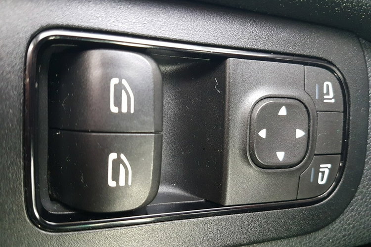 Mercedes Sprinter MAXI CHŁODNIA AGREGAT 2 KOMORY GRZANIE KLIMA IZOTERMA BLASZAK zdjęcie 9