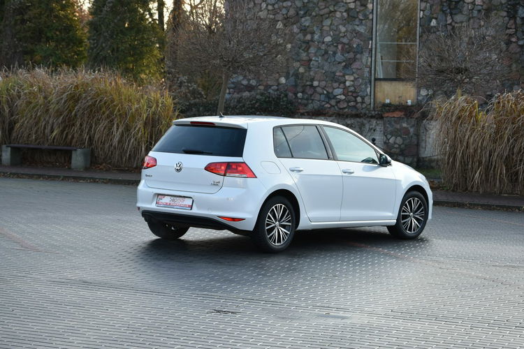Volkswagen Golf Allstar 1.4TSi 125KM Manual 2017r. Panorama NAVi TEMPOMAT 2xPDC Climat zdjęcie 28