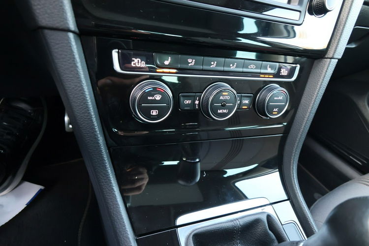 Volkswagen Golf Allstar 1.4TSi 125KM Manual 2017r. Panorama NAVi TEMPOMAT 2xPDC Climat zdjęcie 34