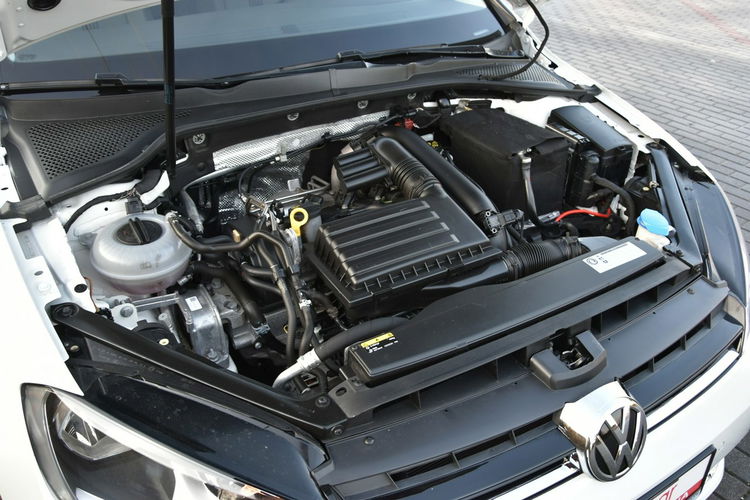 Volkswagen Golf Allstar 1.4TSi 125KM Manual 2017r. Panorama NAVi TEMPOMAT 2xPDC Climat zdjęcie 39