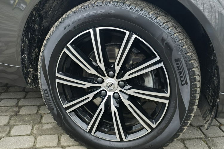 Volvo XC 60 D4 2.0 Diesel Insciption zdjęcie 31