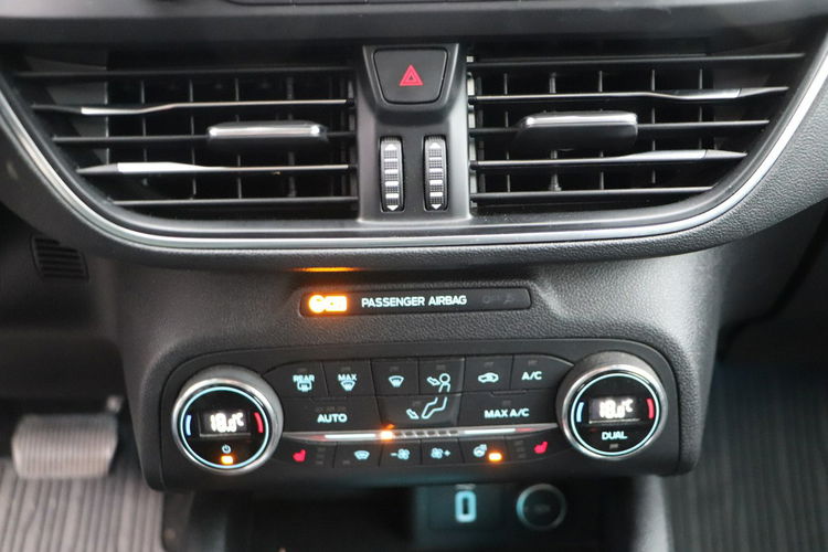 Ford Focus KRAJOWY, serwis, zarejestrowany, AUTOMAT zdjęcie 12