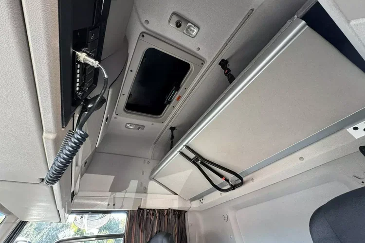 DAF CF 320 E6 Winda Firana Tył Drzwi Dach Zsuwany Długi 9.40m zdjęcie 27