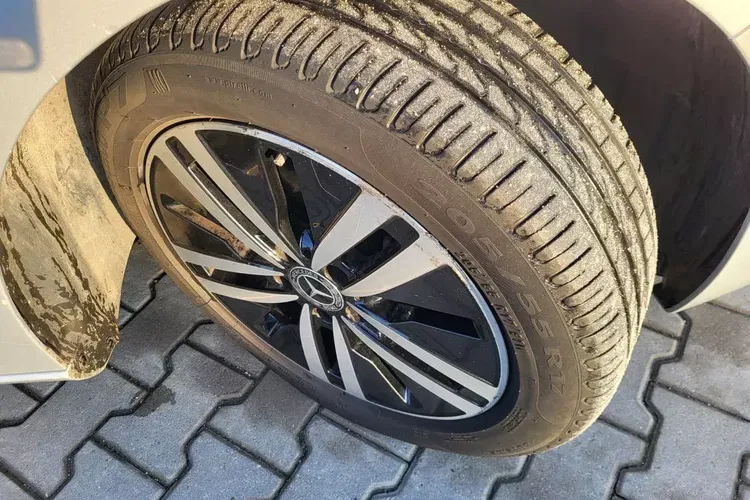 Mercedes klasa-b zdjęcie 10