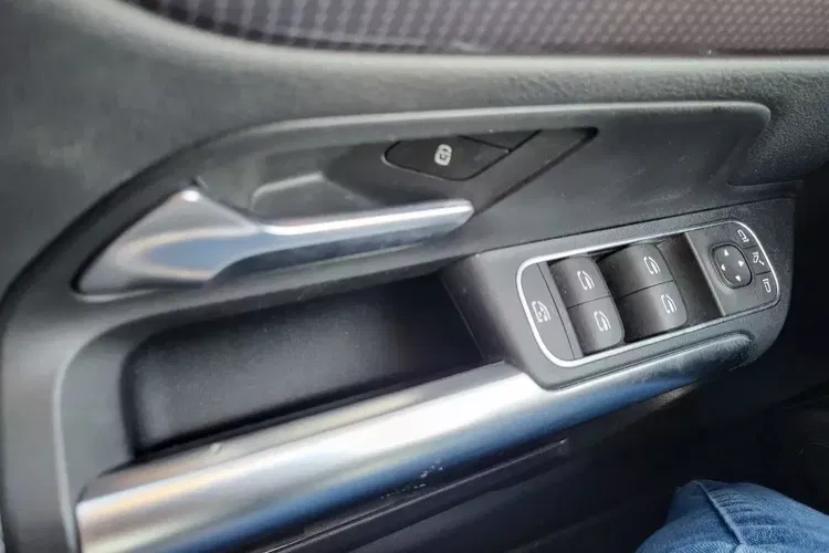 Mercedes klasa-b zdjęcie 21