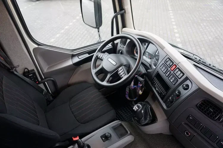 DAF LF / 260 / ACC / E 6 / FIRANKA / 21 PALETY / DŁ. 8, 5 M / ŁAD. 8760 KG zdjęcie 13