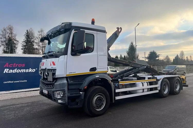 Mercedes AROCS 2545. 6x4 HAKOWIEC 20 ton zdjęcie 2