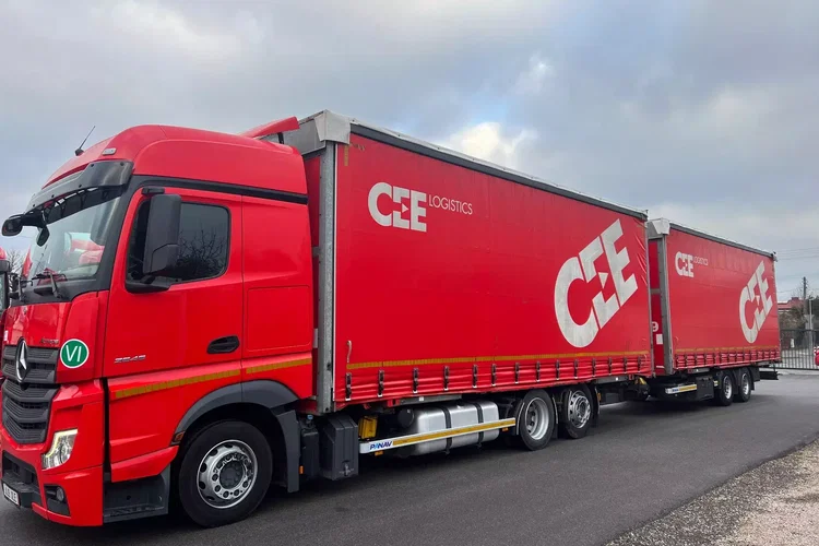 Mercedes ACTROS MP5 euro6 6x2 jumbo zestaw 120m 38palet zdjęcie 4