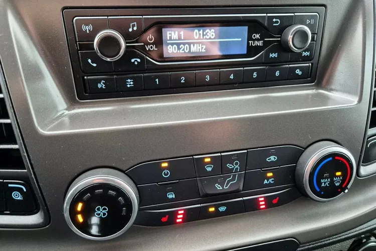 Ford transit Lift L3H2 59999zł NETTO 2.0TdCi/170KM zdjęcie 59