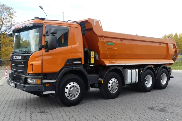 Scania P410 8x4 / WYWROTKA TYLNO ZSYPOWA / ALUFELGI / MANUAL / zdjęcie 39
