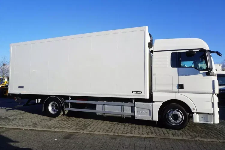 MAN TGX 18.430 E6 / Chłodnia Meyer 19 EPAL / Kab. Sypialna zdjęcie 2