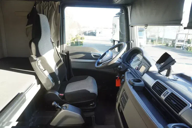 MAN TGX 18.430 E6 / Chłodnia Meyer 19 EPAL / Kab. Sypialna zdjęcie 27