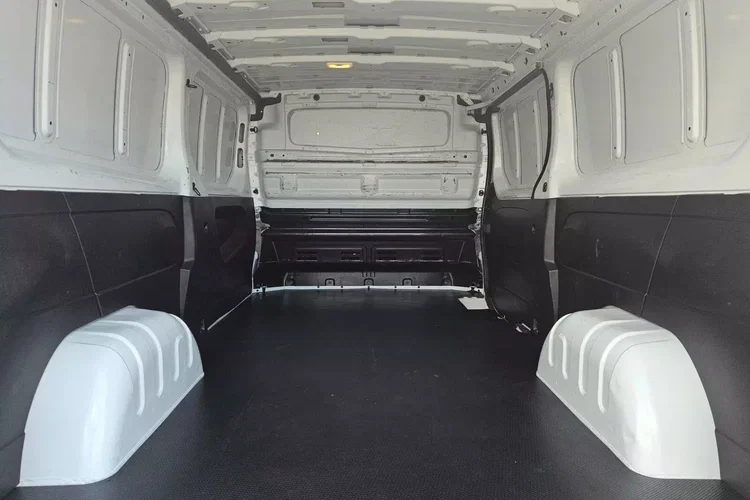 Renault Trafic L2H1 49999zł NETTO 1.6dCi/120KM zdjęcie 13