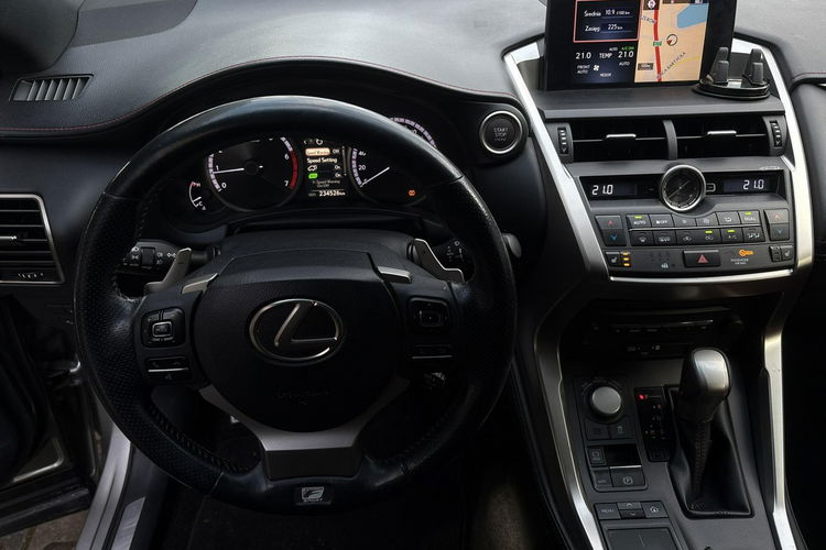 Lexus NX 200T F SPORT AWD, salon Polska zdjęcie 19