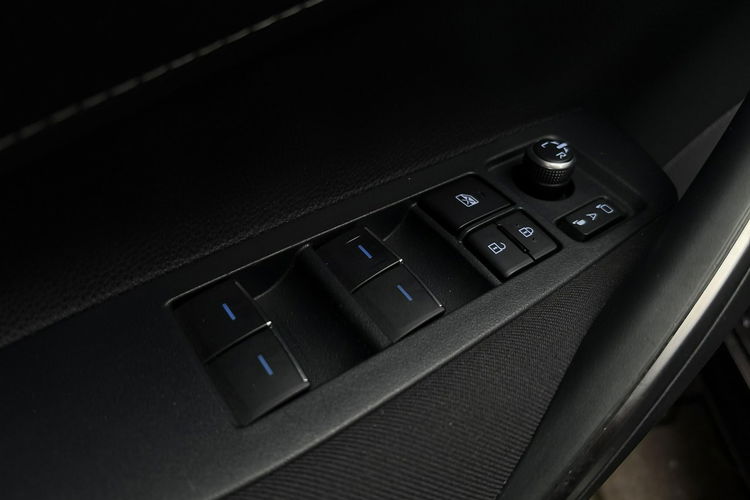 Toyota Corolla 2.0 Hybrid COMFORT TECH, gwarancja, android auto. zdjęcie 16