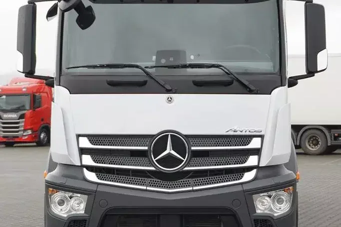 Mercedes ANTOS / 1830 / EURO 6 / CHŁODNIA + WINDA / 18 PALET zdjęcie 14