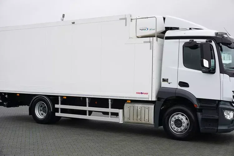 Mercedes ANTOS / 1830 / EURO 6 / CHŁODNIA + WINDA / 18 PALET zdjęcie 16