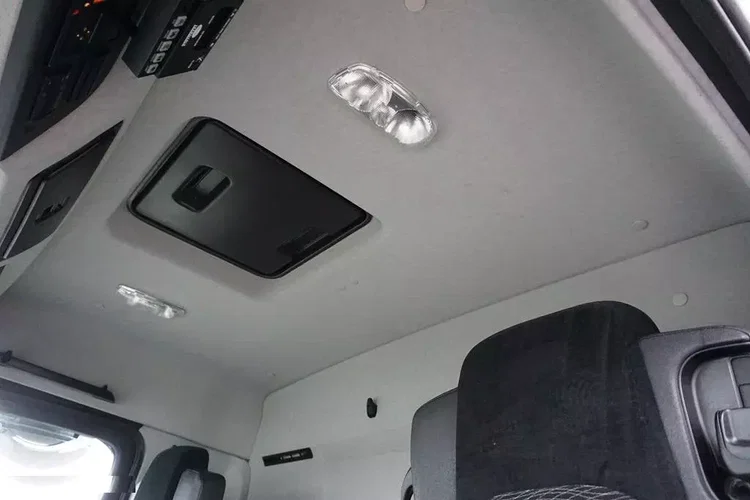 Mercedes ANTOS / 1830 / EURO 6 / CHŁODNIA + WINDA / 18 PALET zdjęcie 17